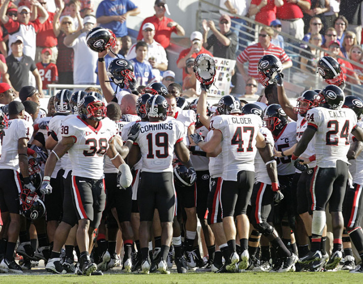 university of georgia football uniforms